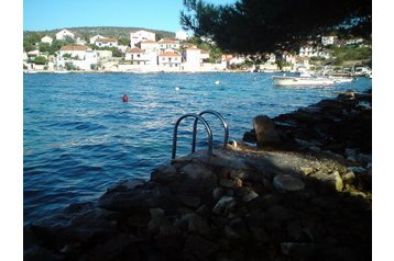 Kroatija Byt Drvenik Veli, Eksterjeras